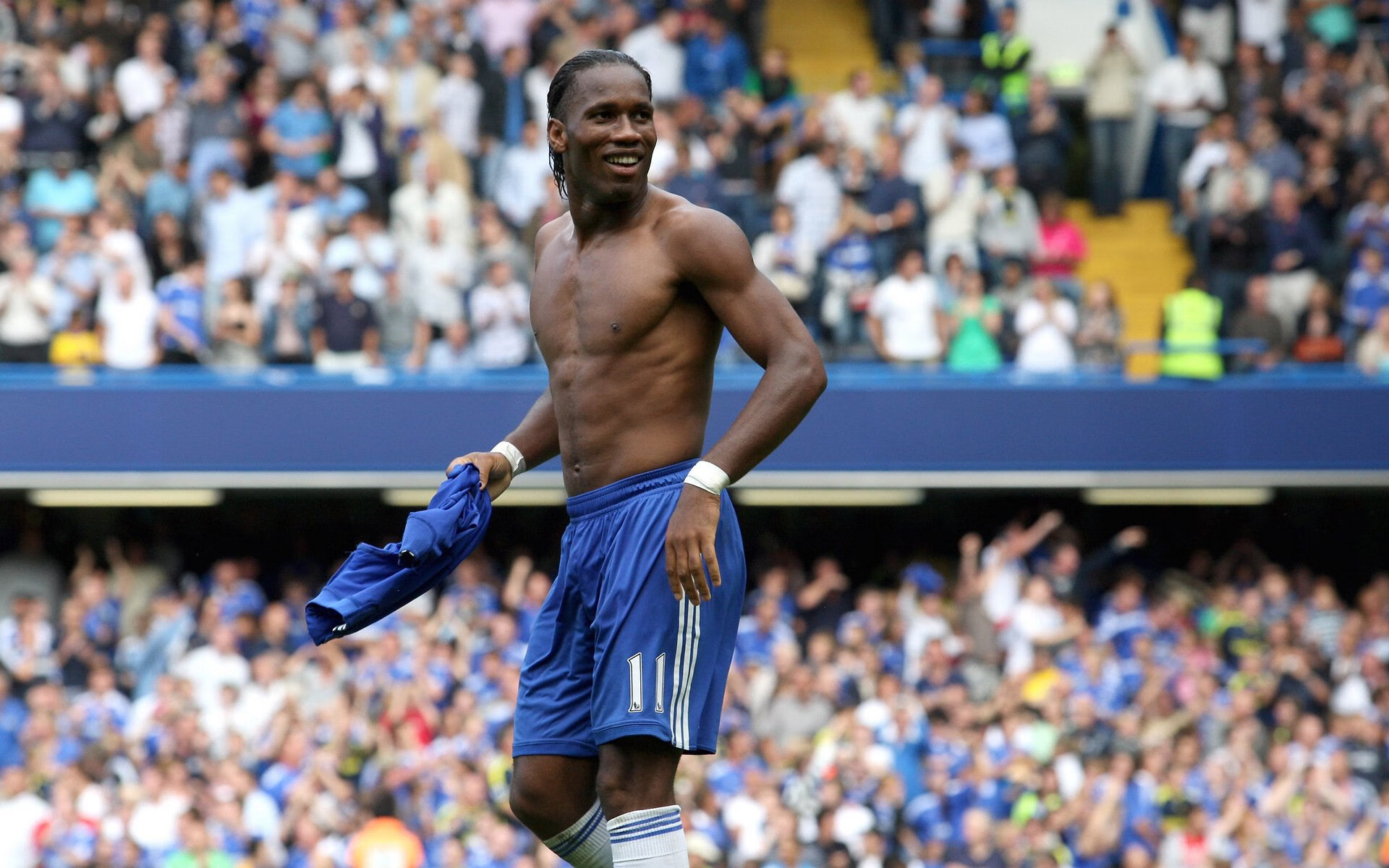 FB体育在线-北欧寒锋与蓝鹰之翼，当芬兰巅峰对决照亮英超争冠暗战