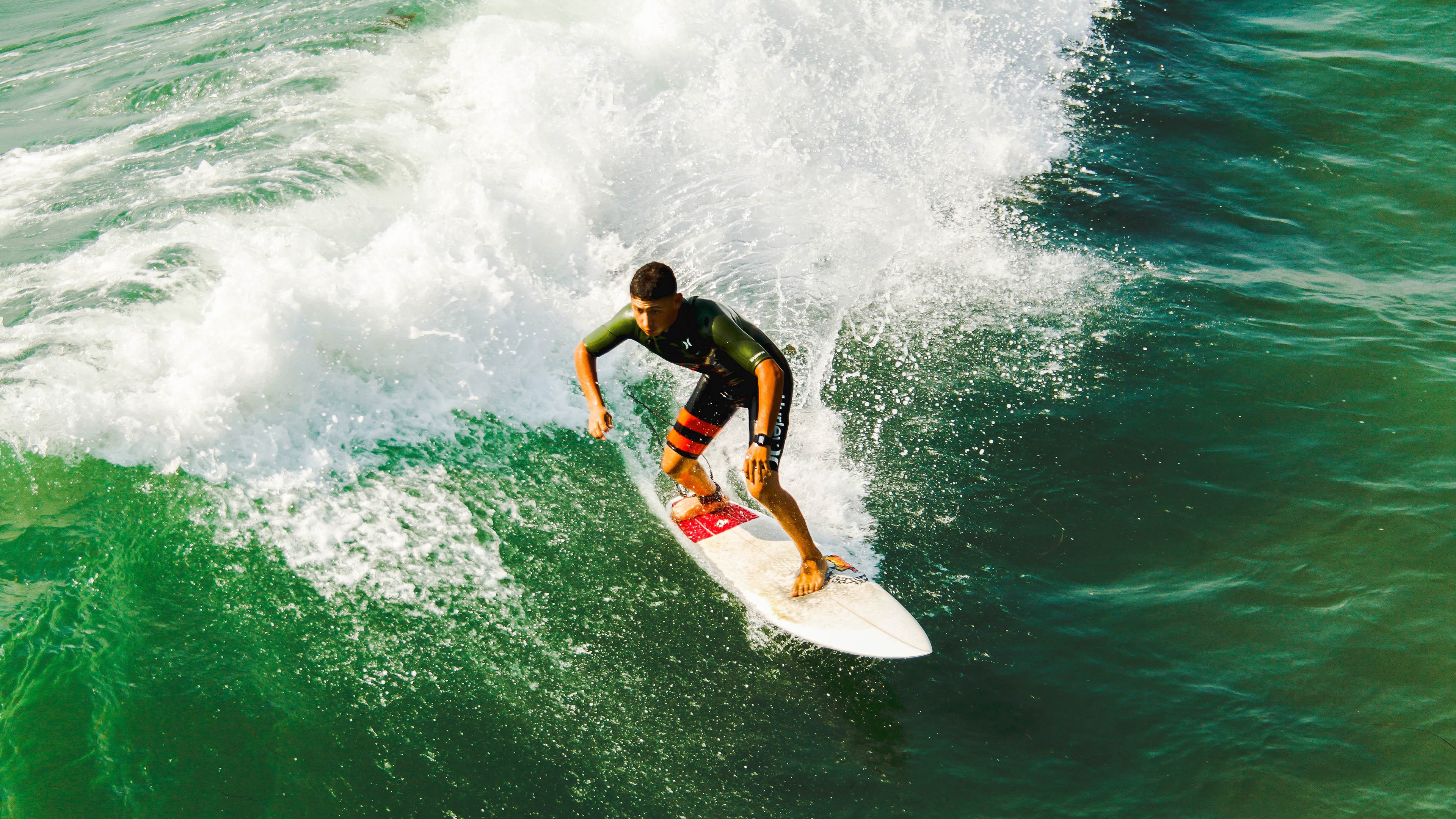 世界杯2026-雷霆逆转掘金，小贾伦关键进球定乾坤，一场定义赛季的战役